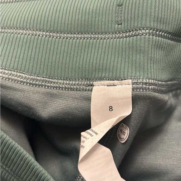Lululemon Studio pants LINED - Picture 2 of 3